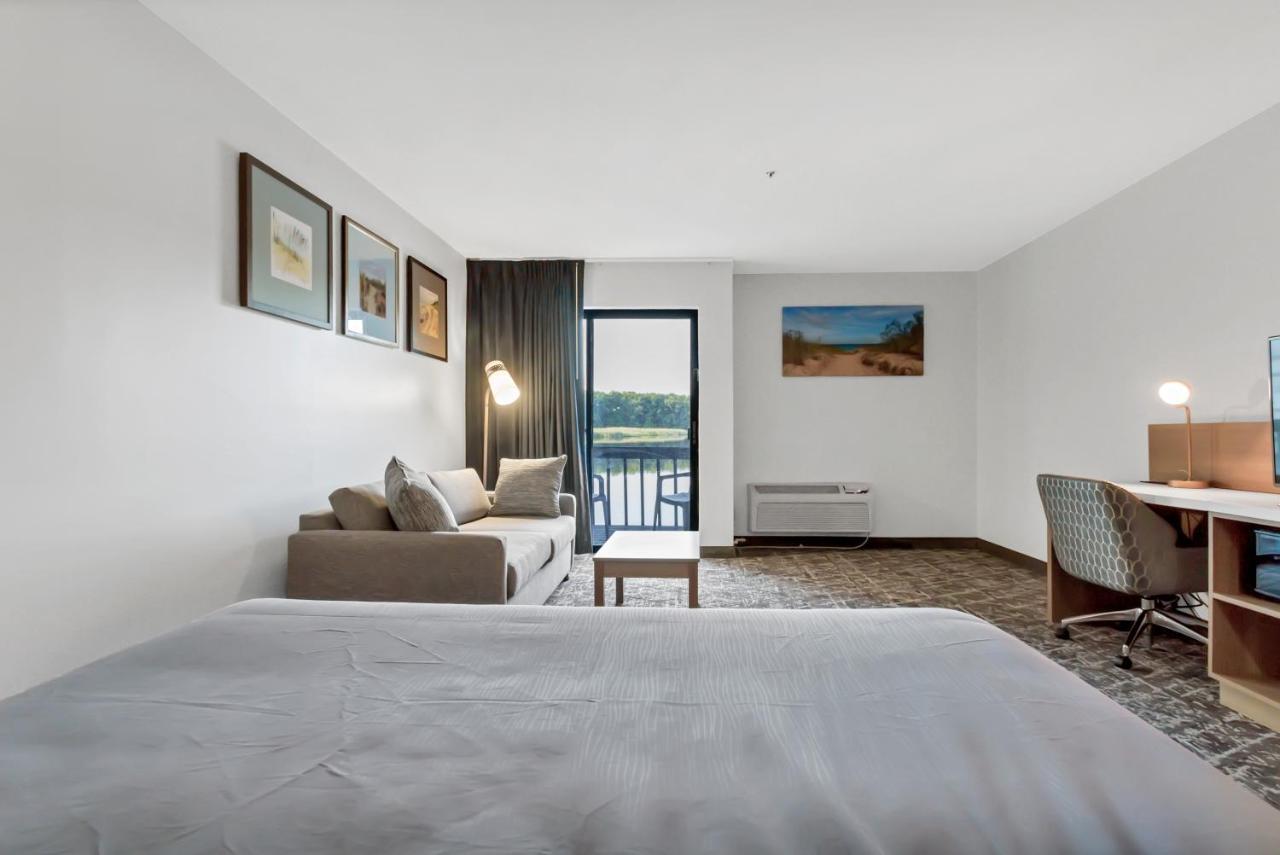 Waterbird Lakeside Inn チェスタートン エクステリア 写真